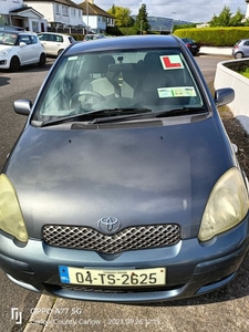 2004 - Toyota Yaris Manual