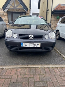 2004 - Volkswagen Polo Manual