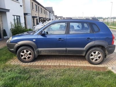 2005 - Hyundai Tucson Manual