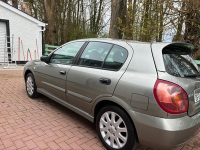 2006 - Nissan Almera Manual