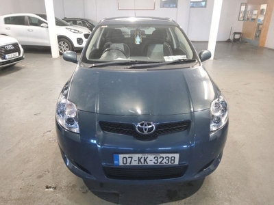 2007 - Toyota Auris Manual