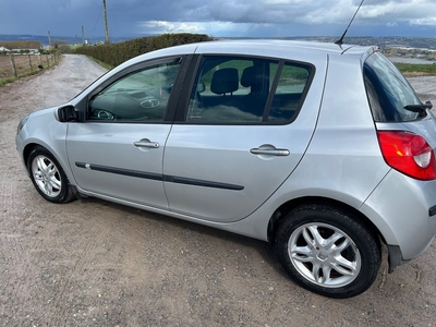 2008 - Renault Clio Automatic