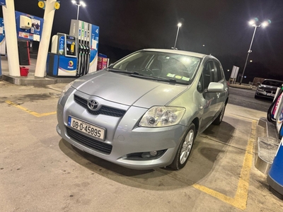 2008 - Toyota Auris Manual