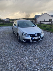 2008 - Volkswagen Golf Manual