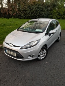 2009 - Ford Fiesta Manual