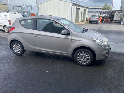 2009 - Hyundai i20 Manual