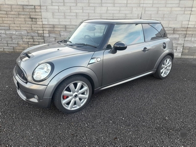 2009 - Mini Cooper ---