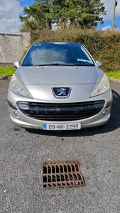 2009 - Peugeot 207 Manual