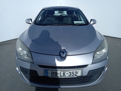 2009 - Renault Megane Manual