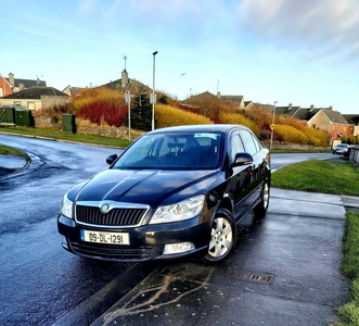 2009 - Skoda Octavia Manual