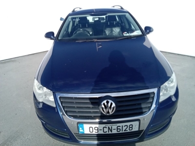 2009 - Volkswagen Passat Manual