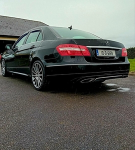 2010 - Mercedes-Benz E-Class Automatic