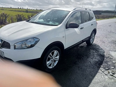 2010 - Nissan Qashqai+2 ---