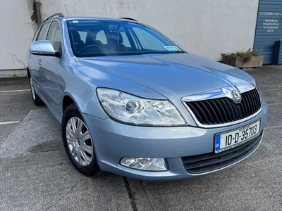 2010 - Skoda Octavia Manual