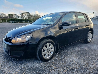 2010 - Volkswagen Golf Manual