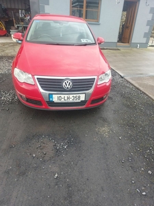 2010 - Volkswagen Passat Manual