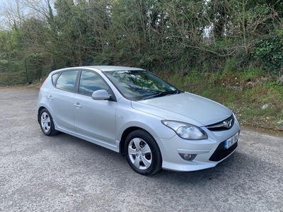 2011 - Hyundai i30 Manual