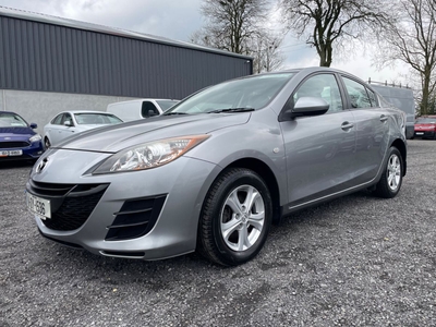 2011 - Mazda 3 Manual