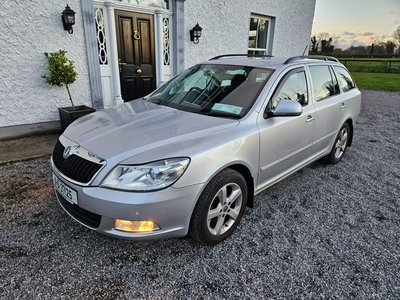 2011 - Skoda Octavia Manual