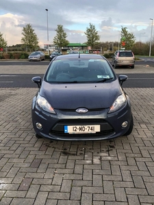 2012 - Ford Fiesta Manual