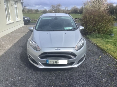 2012 - Ford Fiesta Manual