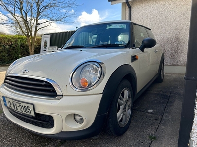 2012 - Mini ONE Manual