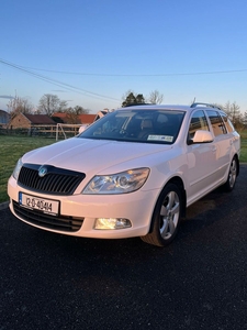 2012 - Skoda Octavia Manual