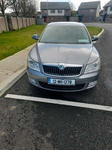 2012 - Skoda Octavia Manual