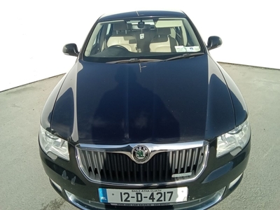 2012 - Skoda Superb Manual