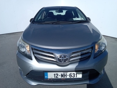 2012 - Toyota Avensis Manual