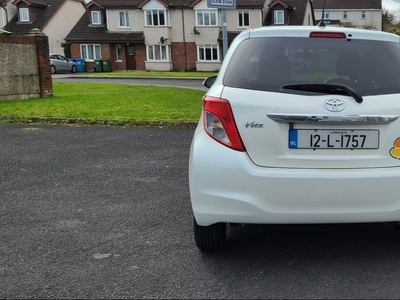 2012 - Toyota Vitz Automatic