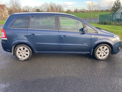 2012 - Vauxhall Zafira ---