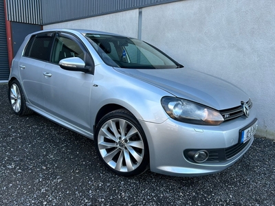 2012 - Volkswagen Golf Manual