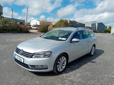 2012 - Volkswagen Passat Manual