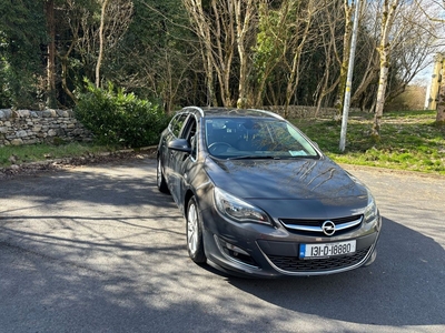 2013 - Opel Astra Manual