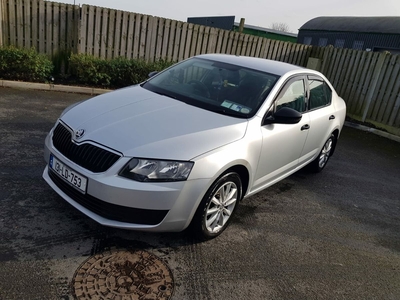 2013 - Skoda Octavia Manual