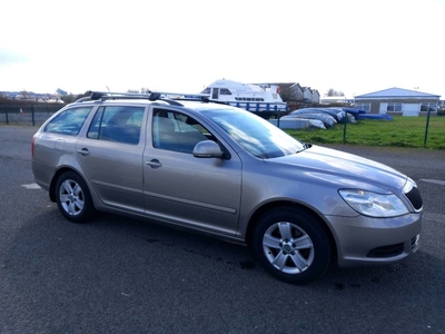 2013 - Skoda Octavia Manual