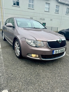 2013 - Skoda Superb Manual