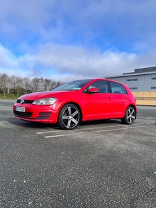 2013 - Volkswagen Golf Manual