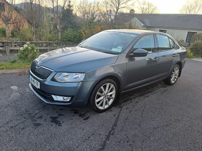 2014 - Skoda Octavia Manual