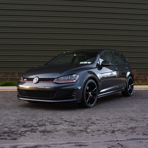 2014 - Volkswagen Golf Automatic