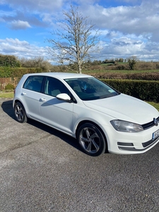 2014 - Volkswagen Golf Manual