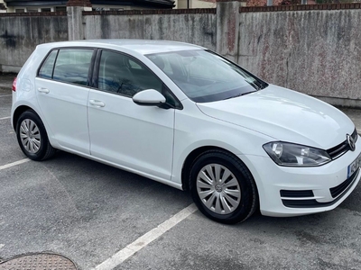 2014 - Volkswagen Golf Manual