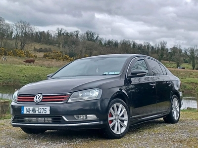 2014 - Volkswagen Passat Manual