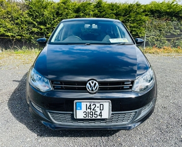 2014 - Volkswagen Polo Automatic