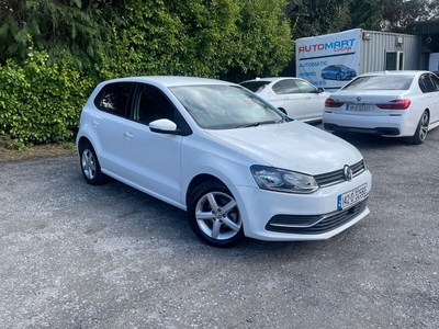 2014 - Volkswagen Polo Automatic