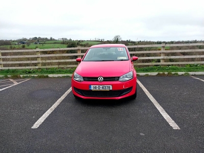 2014 - Volkswagen Polo Automatic