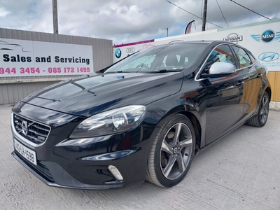 2014 - Volvo V40 Automatic