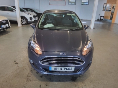 2015 - Ford Fiesta Manual