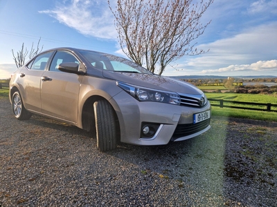 2015 - Toyota Corolla Manual